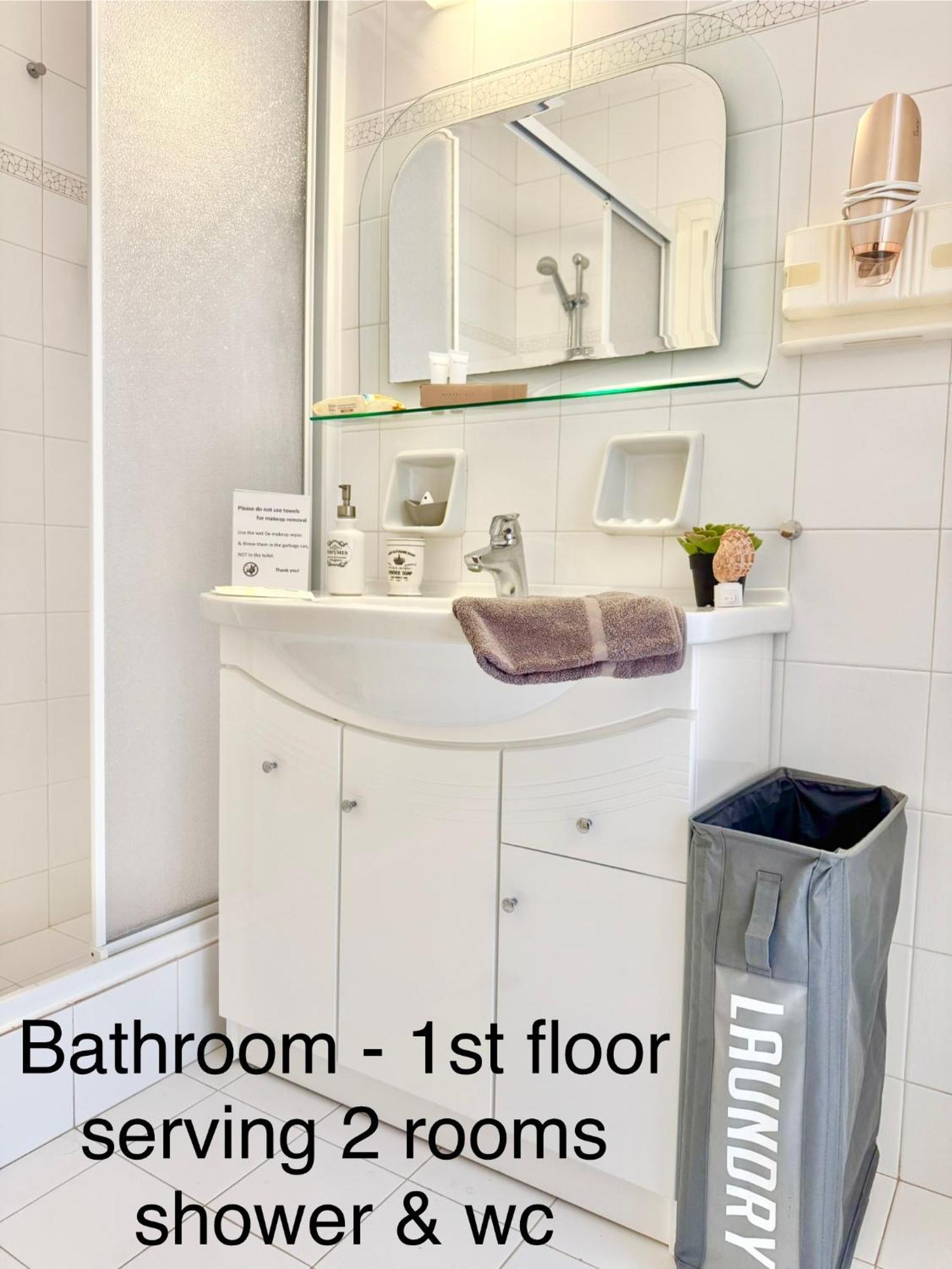 Villasonboard Dock Villa 3 Bed, 3 Bath, Canal, Greek Venice Porto Hydra Plépi Dış mekan fotoğraf