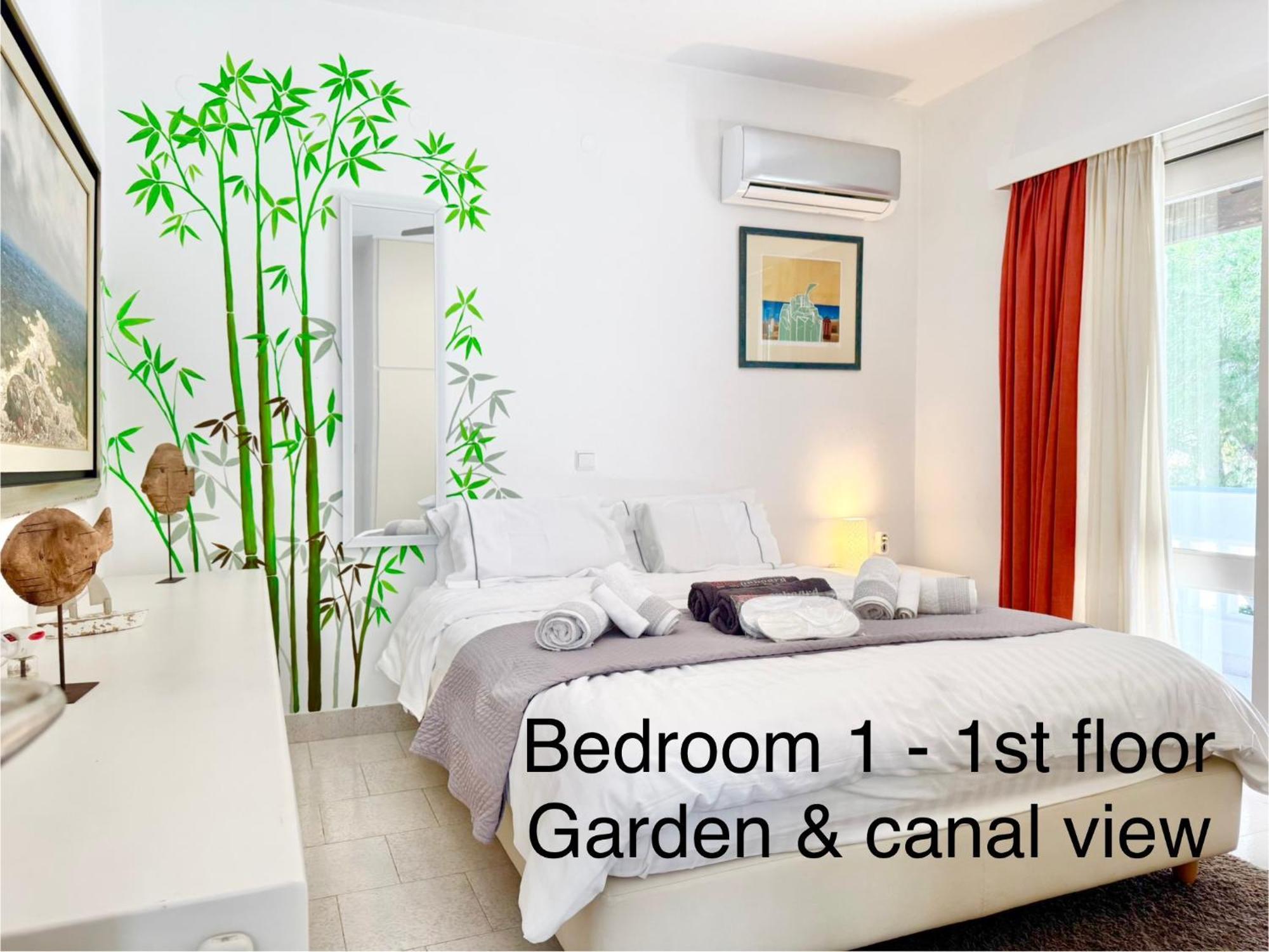 Villasonboard Dock Villa 3 Bed, 3 Bath, Canal, Greek Venice Porto Hydra Plépi Dış mekan fotoğraf